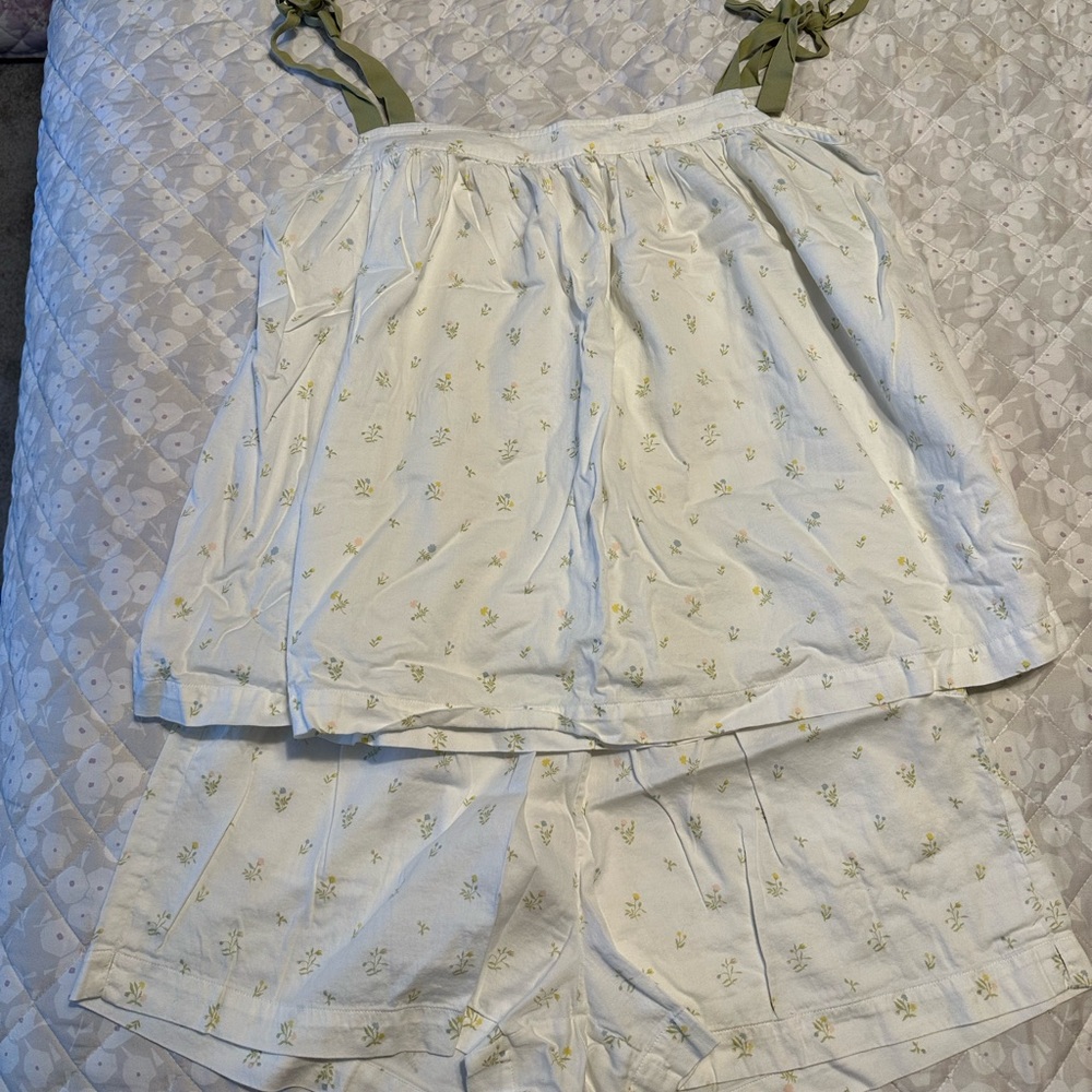 Julia Berolzheimer x Lake pajamas. Size XL.